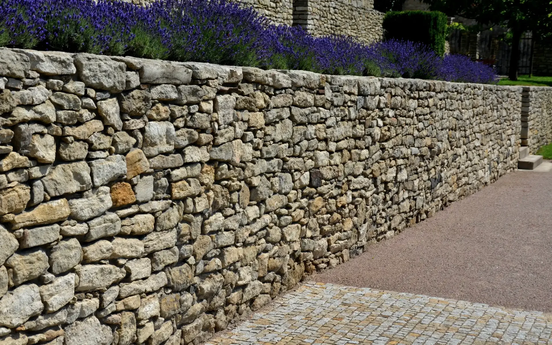 retaining wall stone